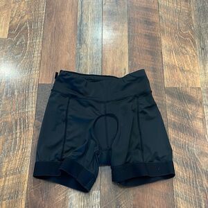 Zoic biking shorts S (3200)
